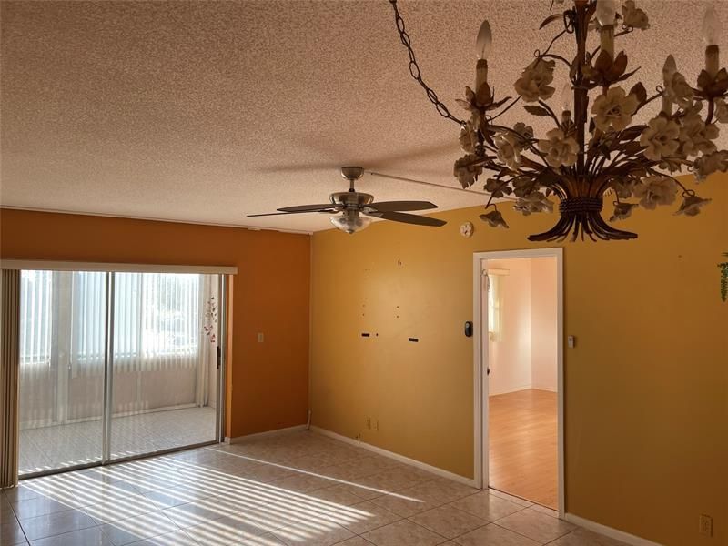 1025 Country Club Drive, Unit 407, Margate, FL 33063 Photo