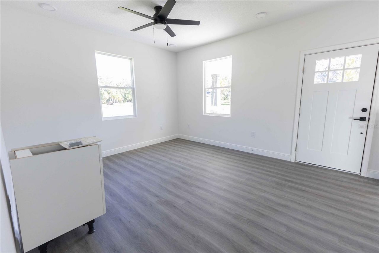 2276 Cr 423, Unit Lot 4, Lake Panasoffkee, FL 33538 Photo