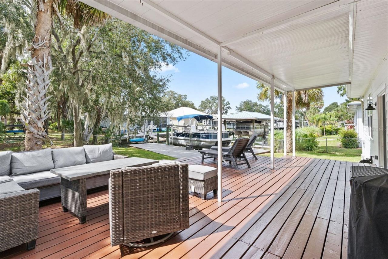 1432 SE 4th Avenue, Crystal River, FL 34429 Photo