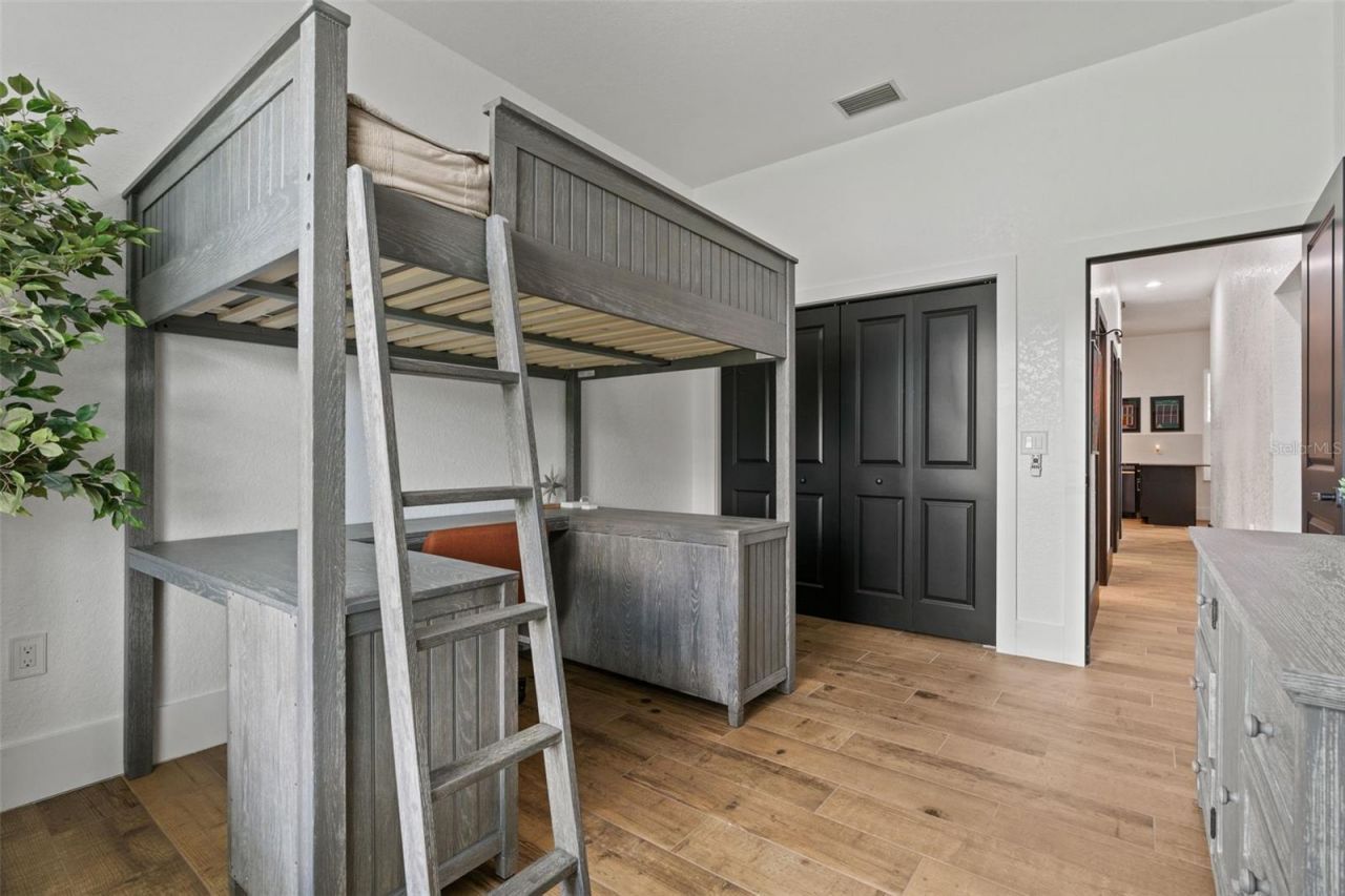 1432 SE 4th Avenue, Crystal River, FL 34429 Photo