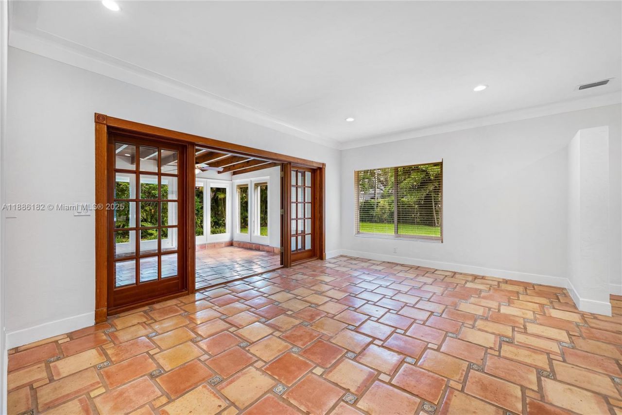 1039 Hardee Rd, Unit 1039, Coral Gables, FL 33146 Photo