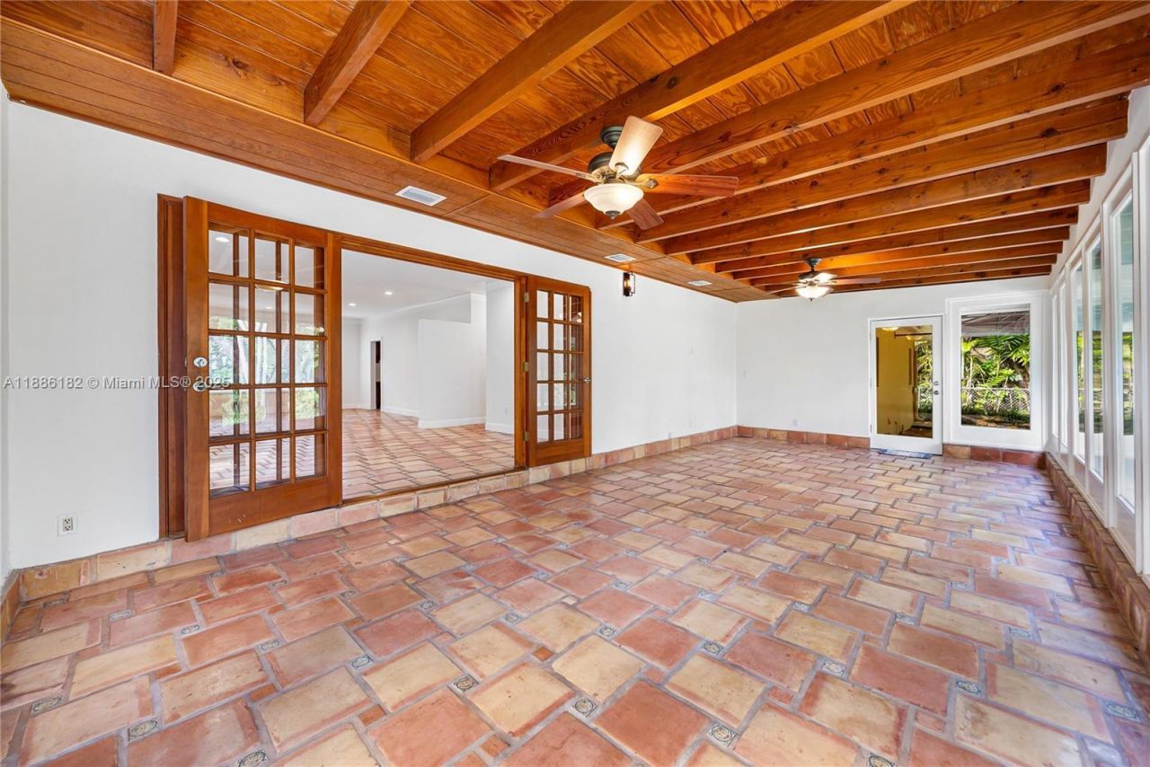 1039 Hardee Rd, Unit 1039, Coral Gables, FL 33146 Photo