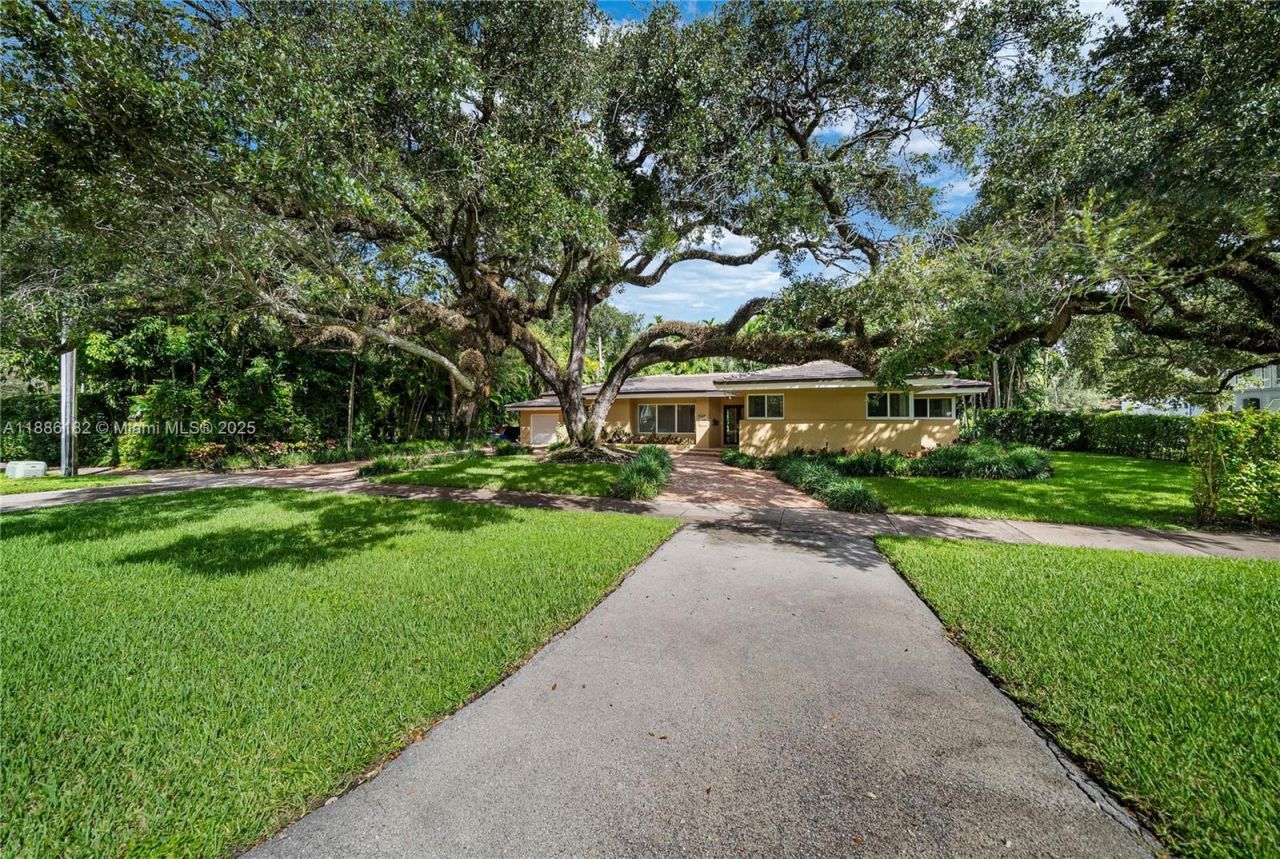 1039 Hardee Rd, Unit 1039, Coral Gables, FL 33146 Photo