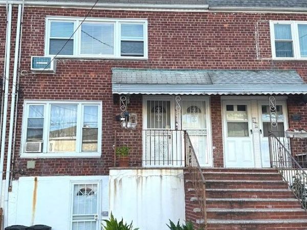 8742 127th Street, Jamaica, NY 11418