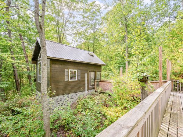 132 Shores Drive, Leroy, MI 49655