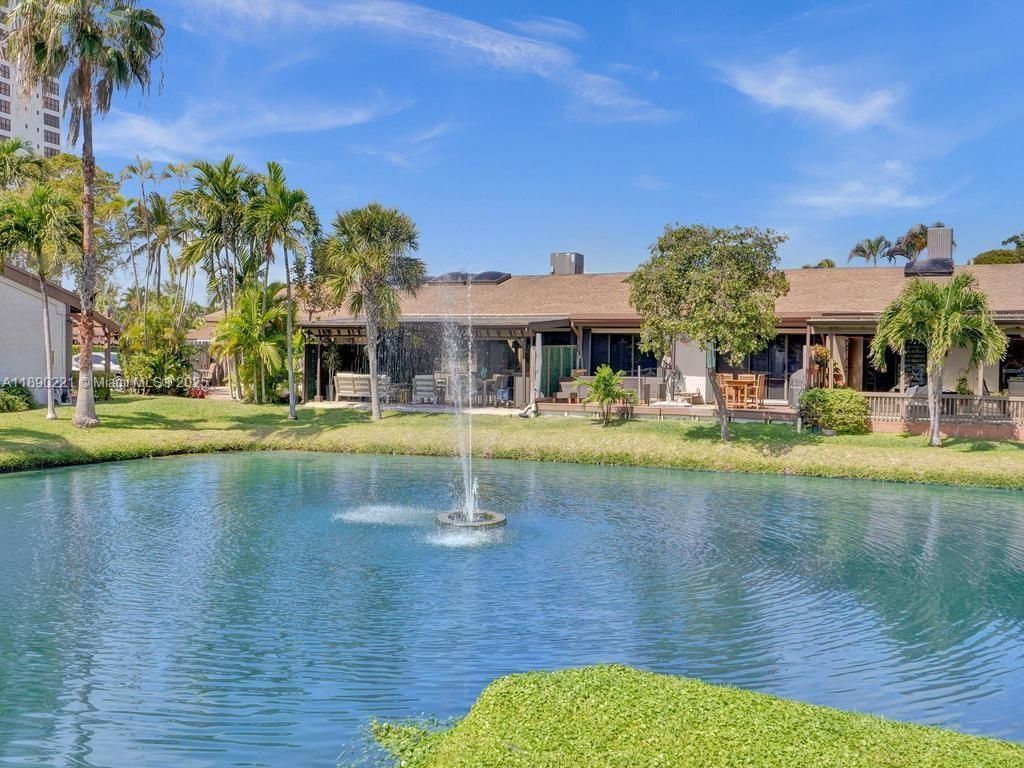 2667 S Parkview Dr, Hallandale Beach, FL 33009 Photo