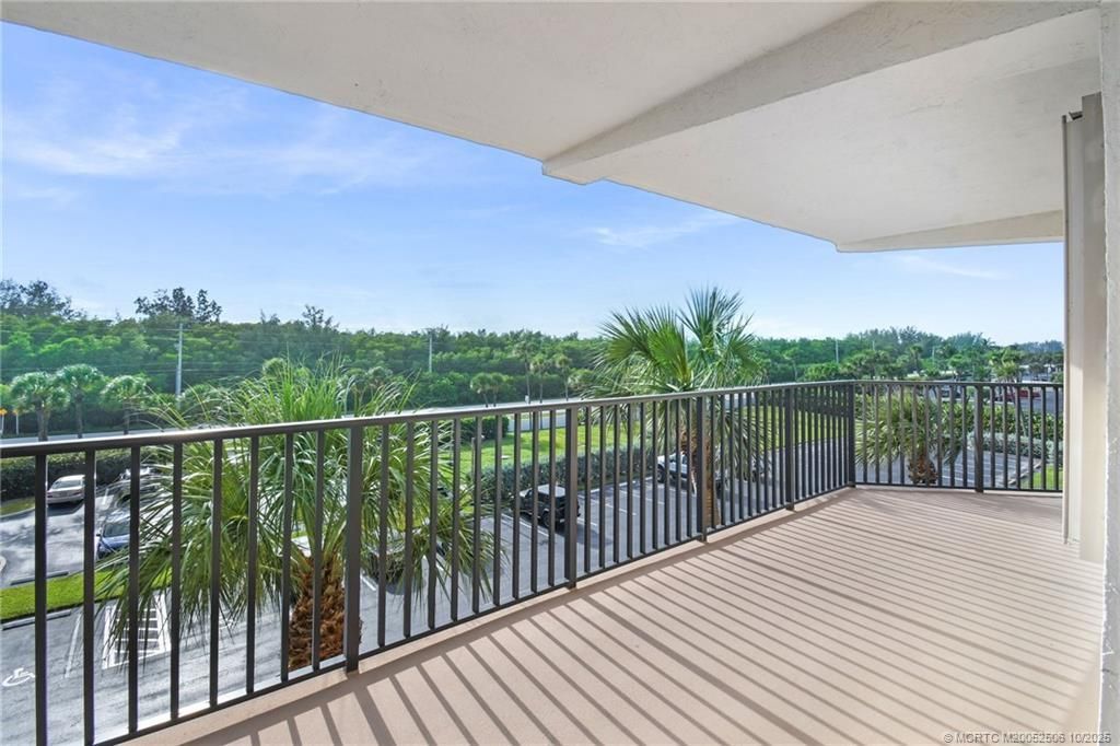 10044 S Ocean Drive, Unit 401, Jensen Beach, FL 34957 Photo