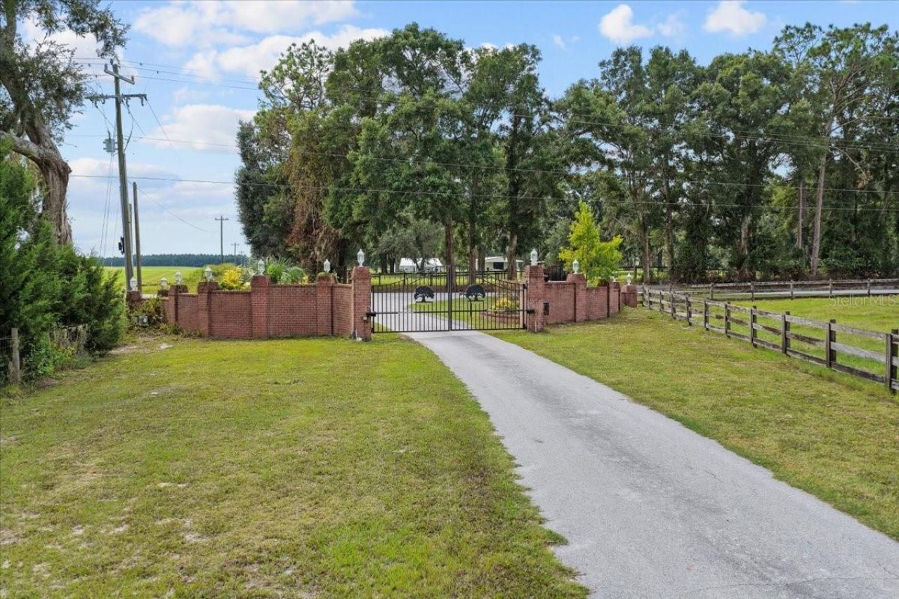 10151 NW 70th Street, Chiefland, FL 32626 Photo