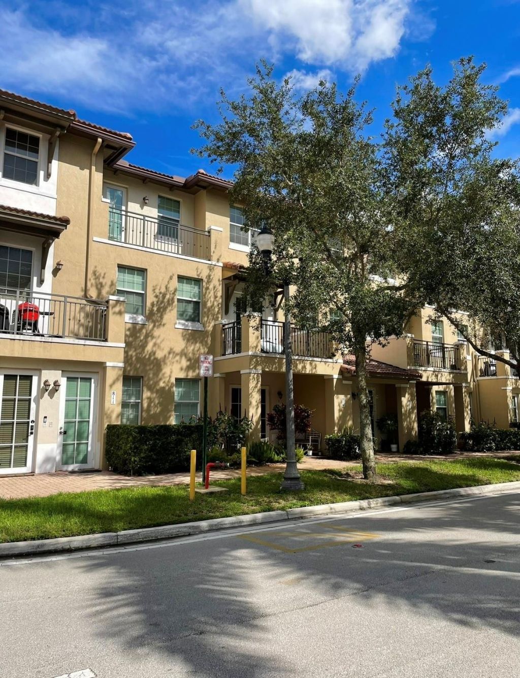 817 SW 147th Avenue, Unit 817, Pembroke Pines, FL 33027 Photo