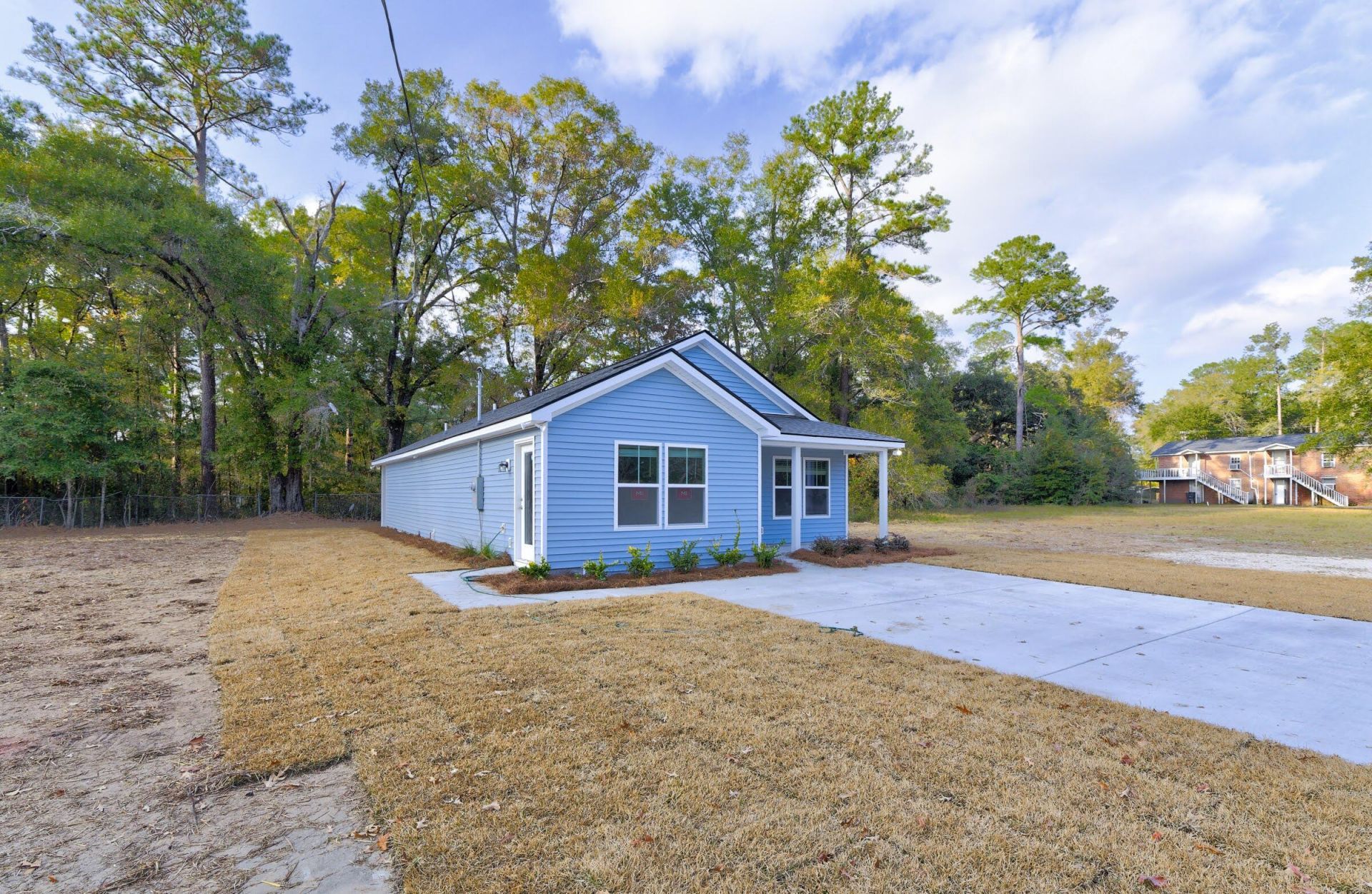 913 N Lemacks Street Photo 6