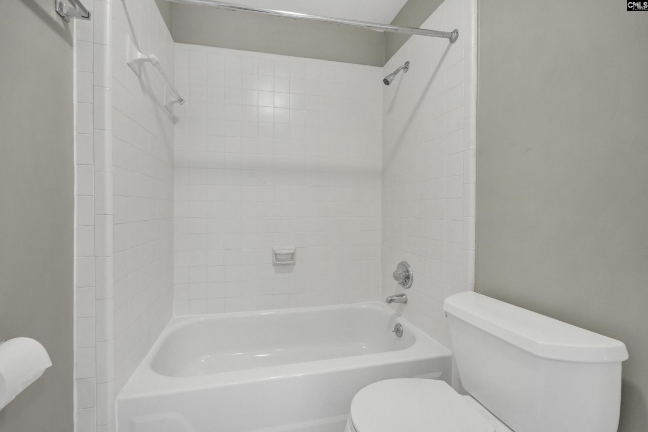 1 Gardenwood Court Photo 25