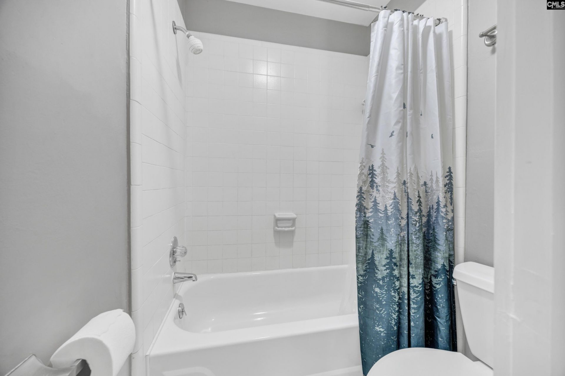 1 Gardenwood Court Photo 41