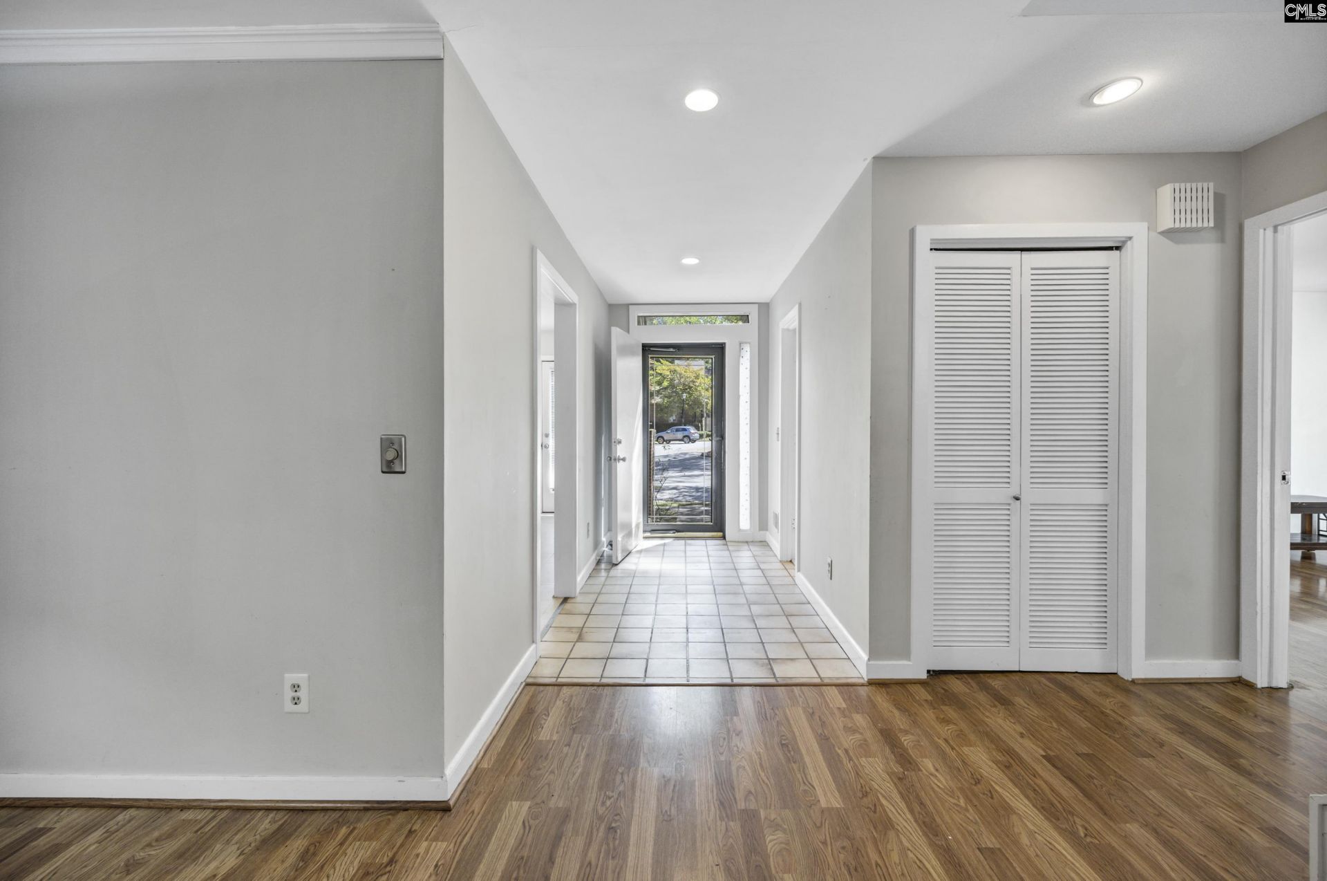 1 Gardenwood Court Photo 5