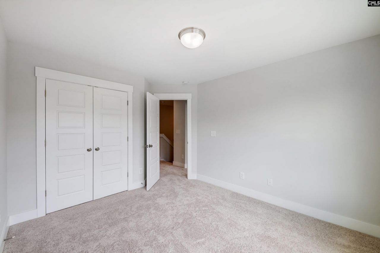 607 Wetherbrooke Way Photo 33