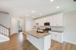 607 Wetherbrooke Way photo 4