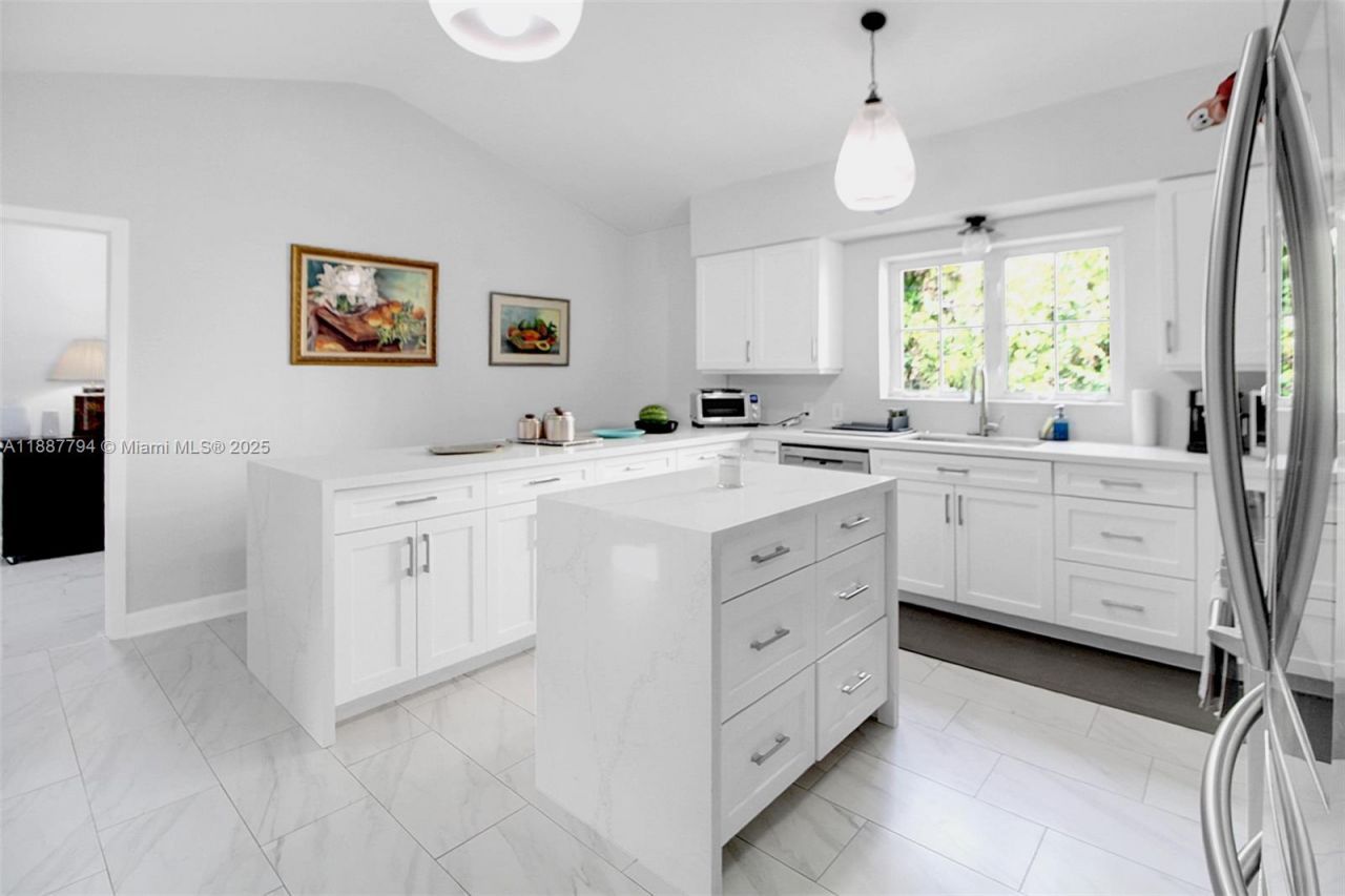 1110 Wallace St, Coral Gables, FL 33134 Photo