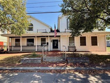 418 Main Street, Youngstown, NY 14174