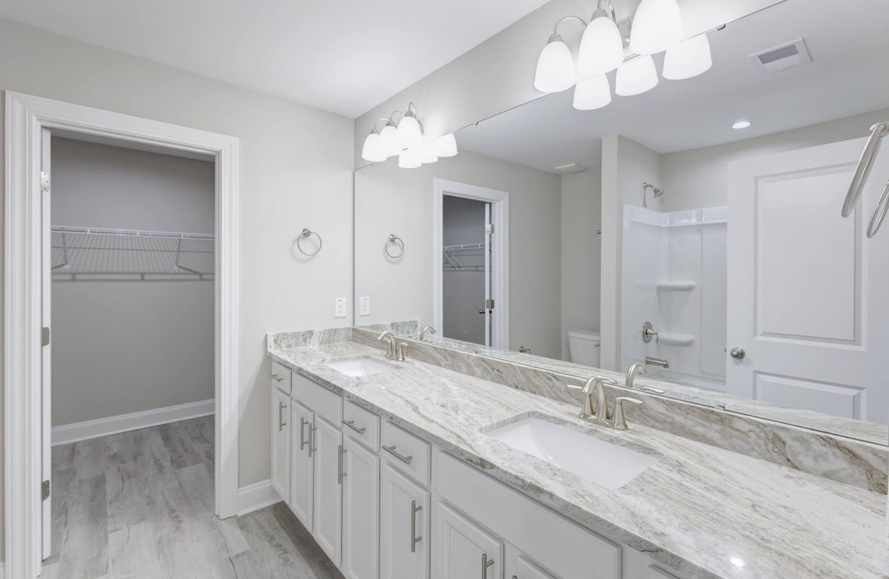 911 N Lemacks Street Photo 35