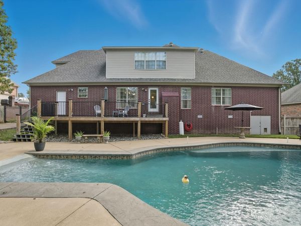 39 Trenton Dr, Greenbrier, AR 72058