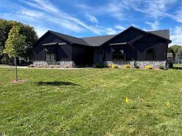 5217 Old Barn Lane, Clio, MI 48420