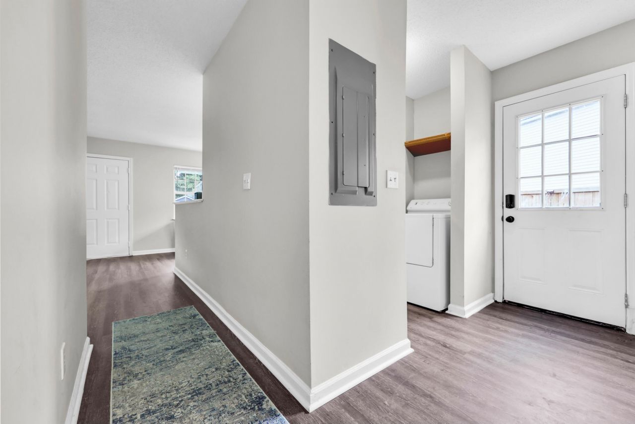 43 Woodleaf Court Photo 10