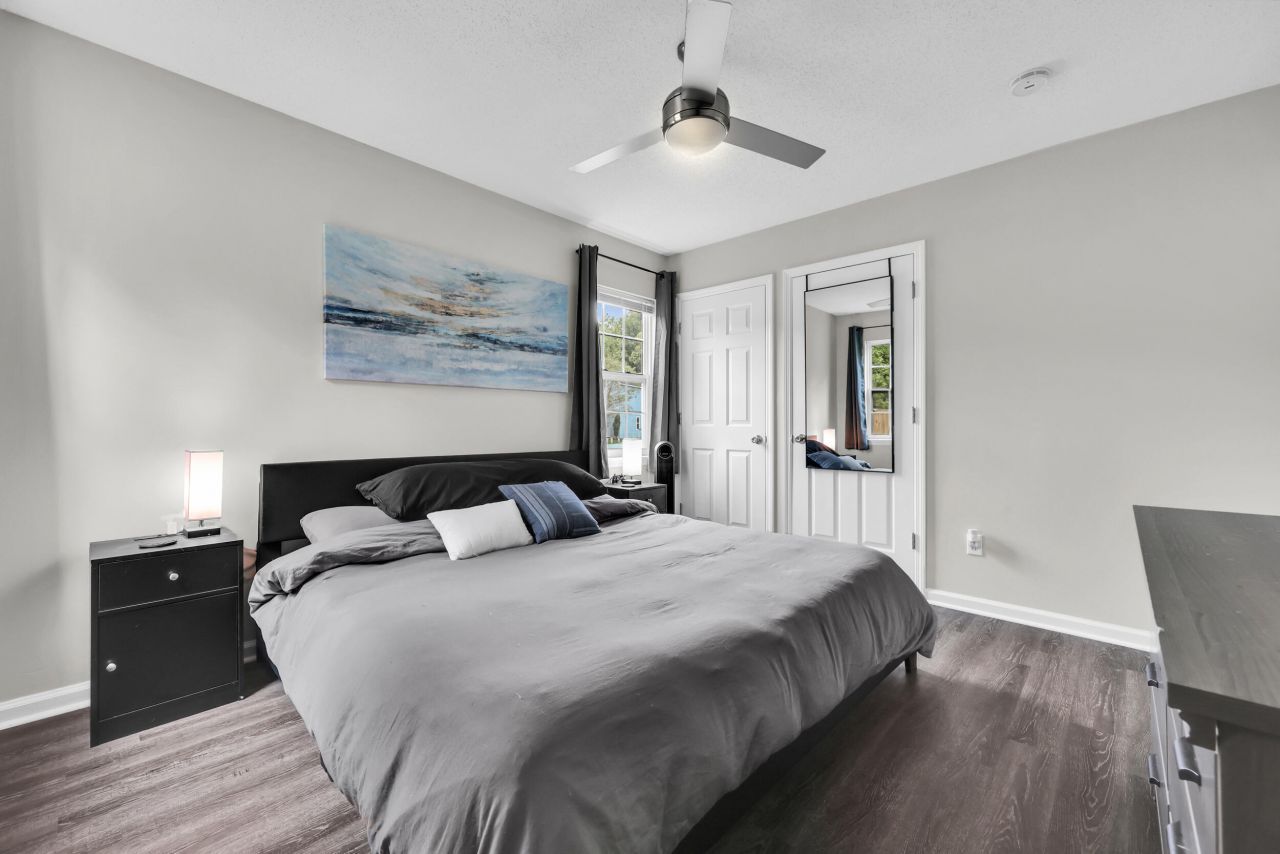 43 Woodleaf Court Photo 13