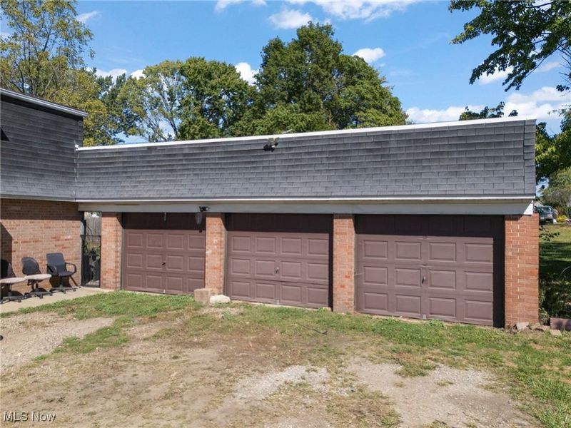 203 E Maple Street, Hartville, OH 44632 Photo 26