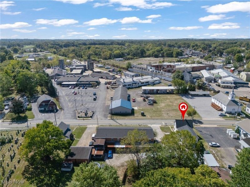 203 E Maple Street, Hartville, OH 44632 Photo 3