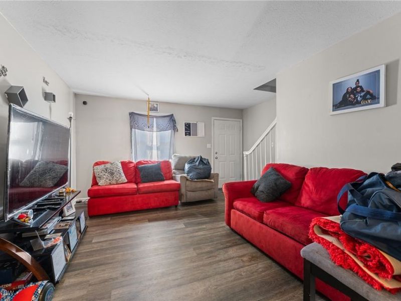 203 E Maple Street, Hartville, OH 44632 Photo 45