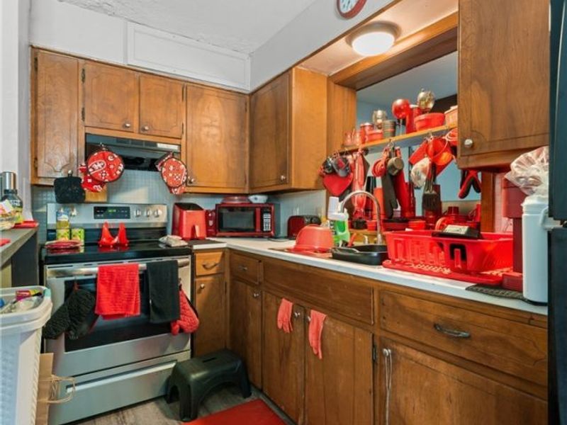 203 E Maple Street, Hartville, OH 44632 Photo 47