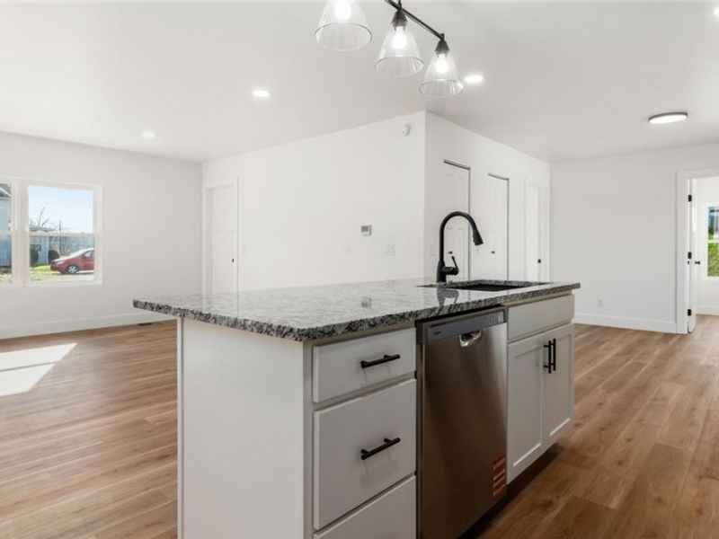 260 Zanesville, Roseville, OH 43777 Photo 14