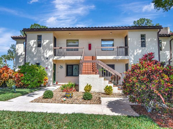 21864 Arriba Real, Unit 3 D, Boca Raton, FL 33433