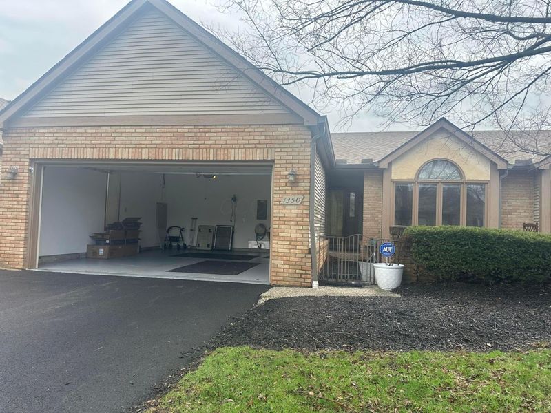 1350 Azalea Drive, Reynoldsburg, OH 43068 Photo 3