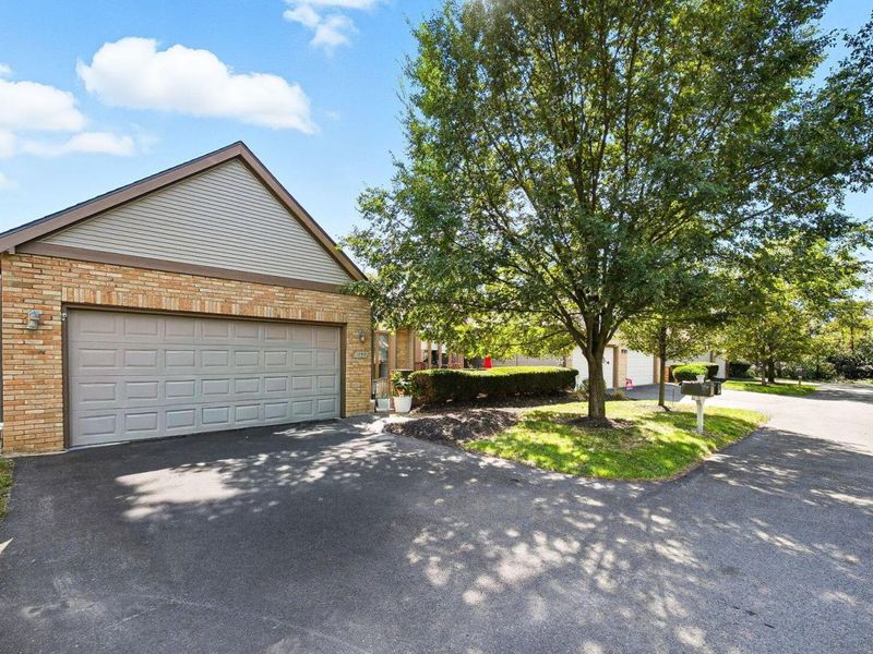 1350 Azalea Drive, Reynoldsburg, OH 43068 Photo 5