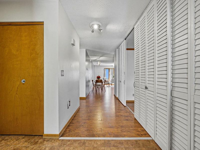 1350 Azalea Drive, Reynoldsburg, OH 43068 Photo 7