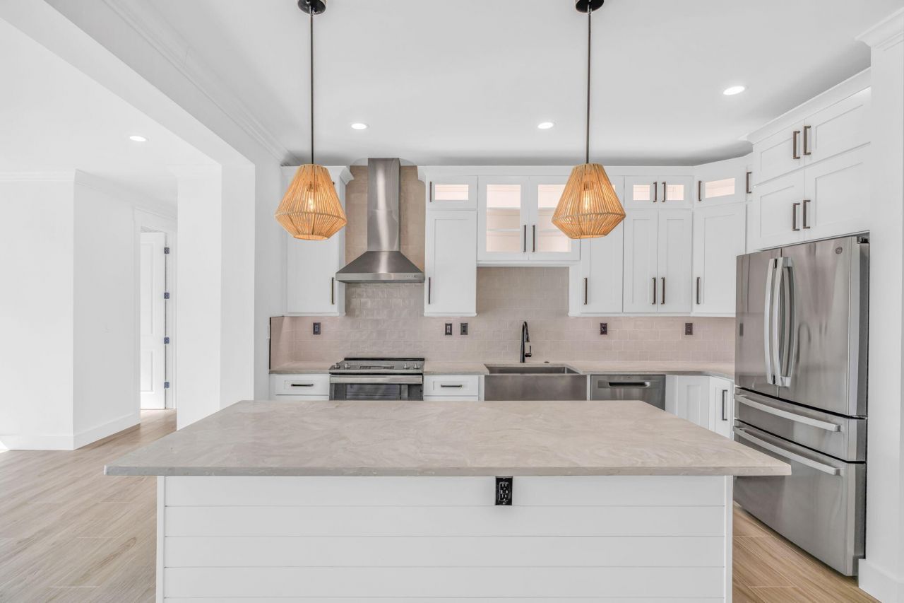 17210 Angelfish Lane, Sugarloaf, FL 33042 Photo