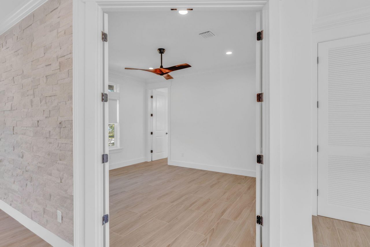 17210 Angelfish Lane, Sugarloaf, FL 33042 Photo