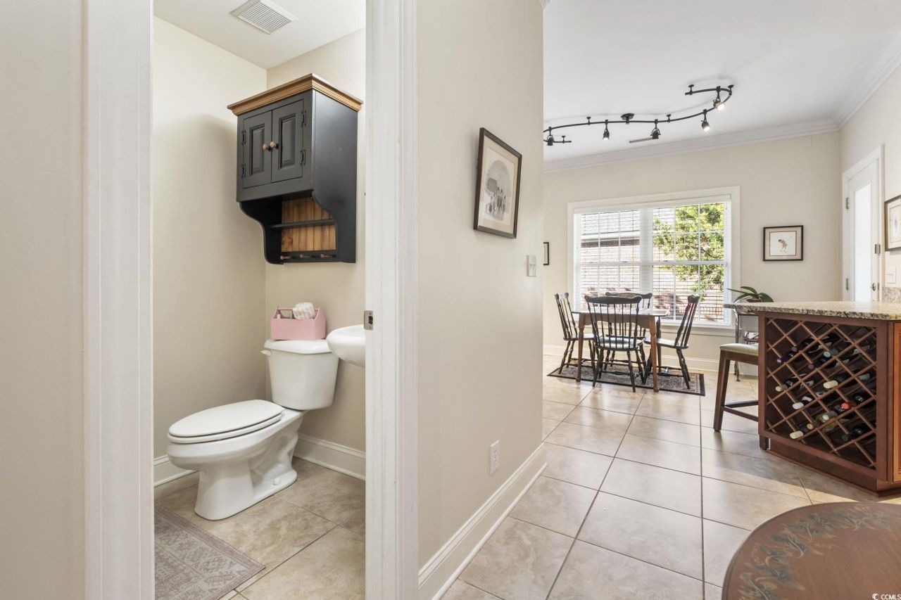 6200 Longwood Dr. Photo 23