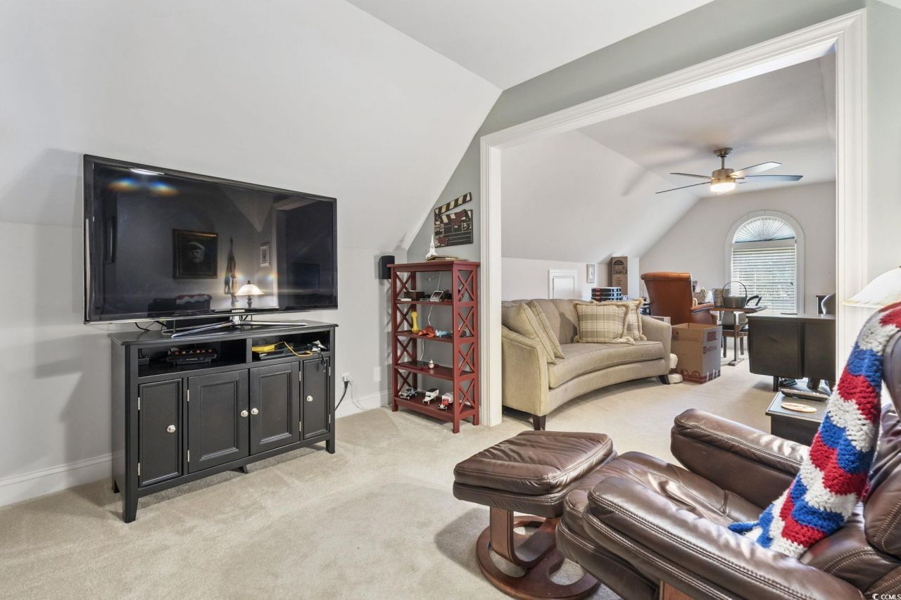 6200 Longwood Dr. Photo 26