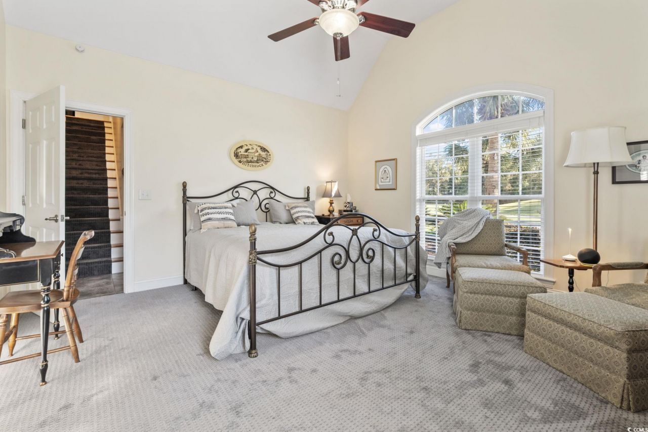 6200 Longwood Dr. Photo 7