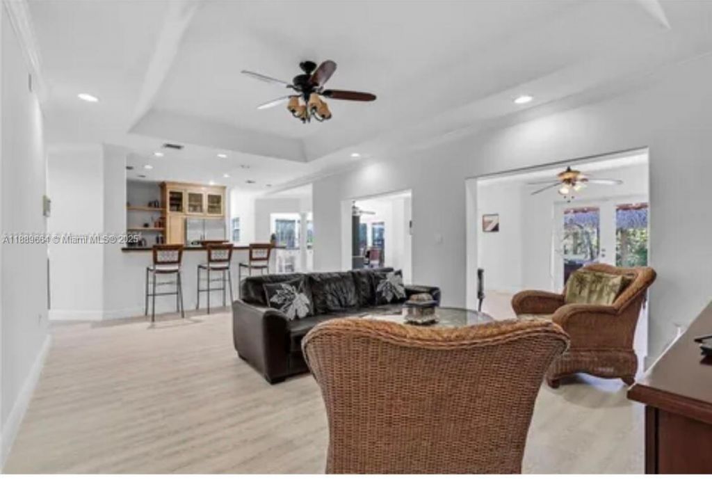 12071 SW 1st St, Miami, FL 33184 Photo