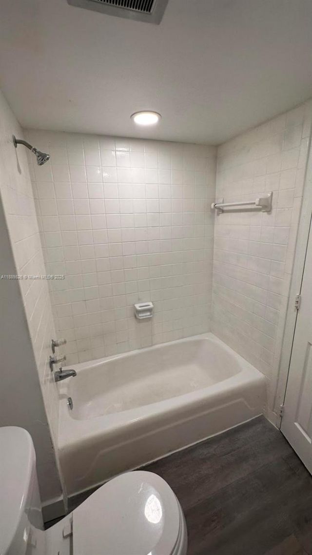 4460 NW 79th Ave, Unit 2D, Doral, FL 33166 Photo