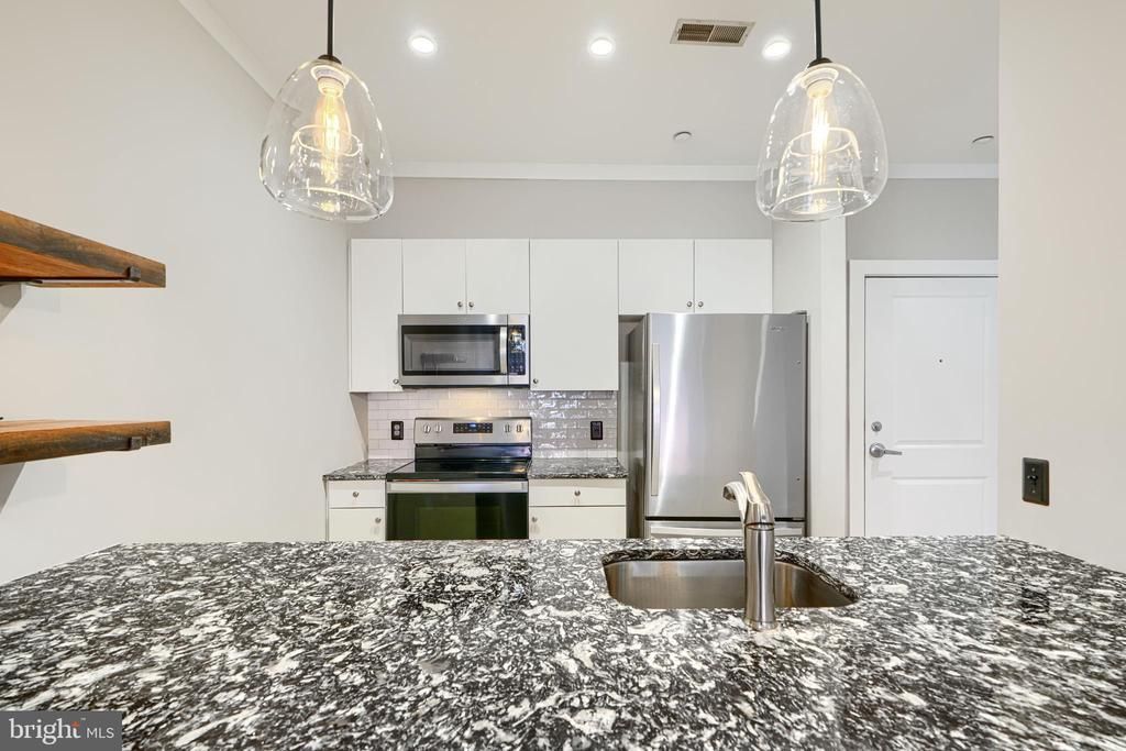 2007 Clipper Park Road, Unit 112, Baltimore, MD 21211 Main Photo