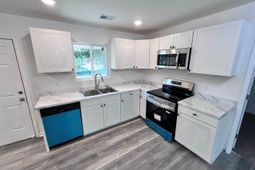 42 Raven Drive photo 4