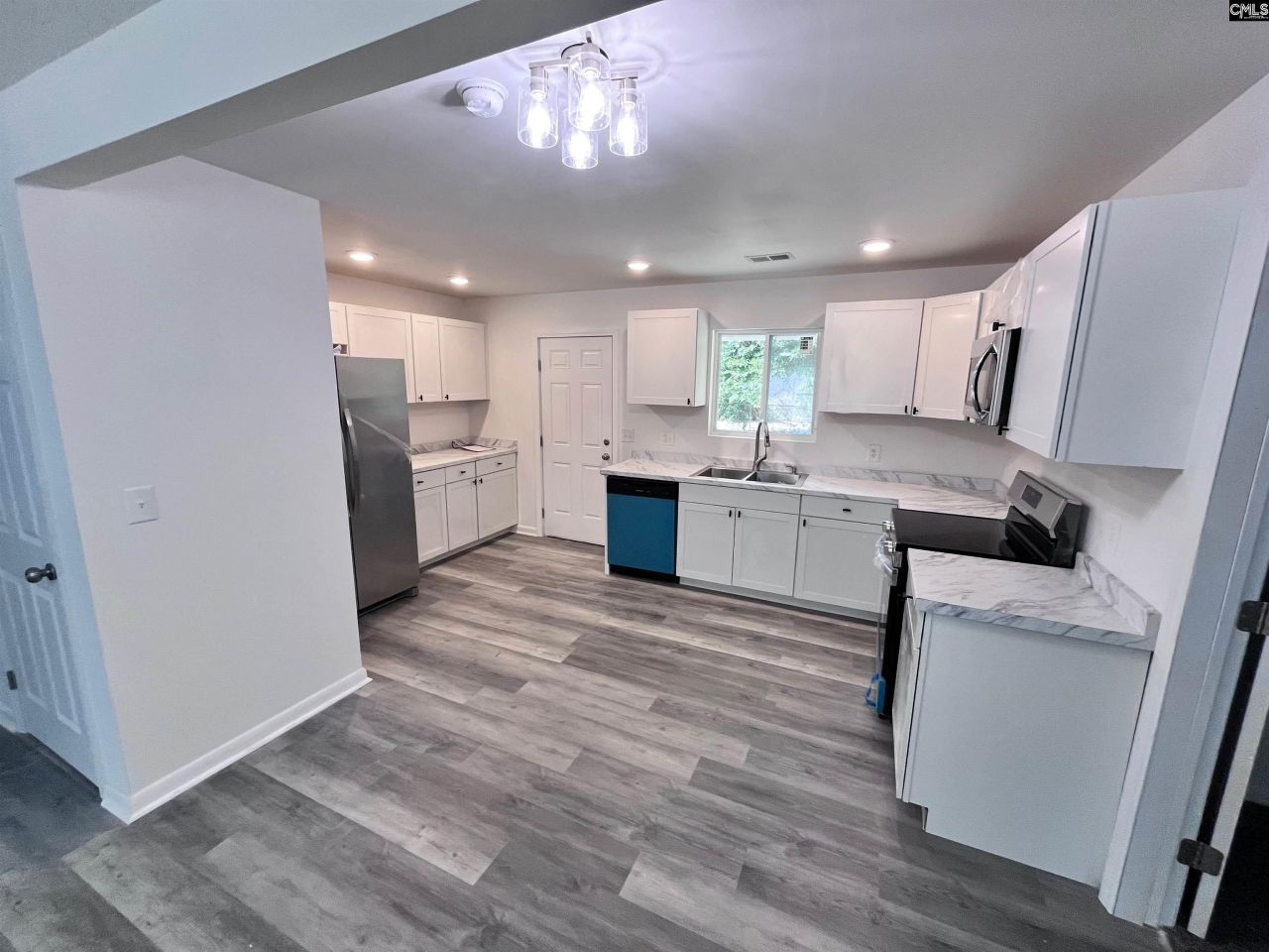 42 Raven Drive Photo 6