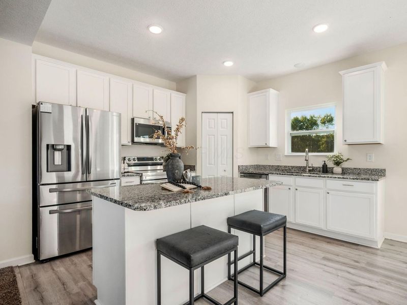 805 Saddle Avenue, Pataskala, OH 43062 Photo 5