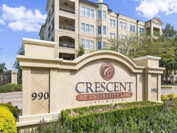 990 Stanford Ave, Unit #504, Baton Rouge, LA 70808