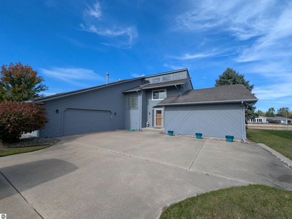 2923 Midshipman Drive, Au Gres, MI 48703