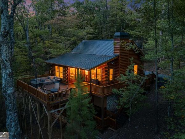 24 Casey Court, Blue Ridge, GA 30513