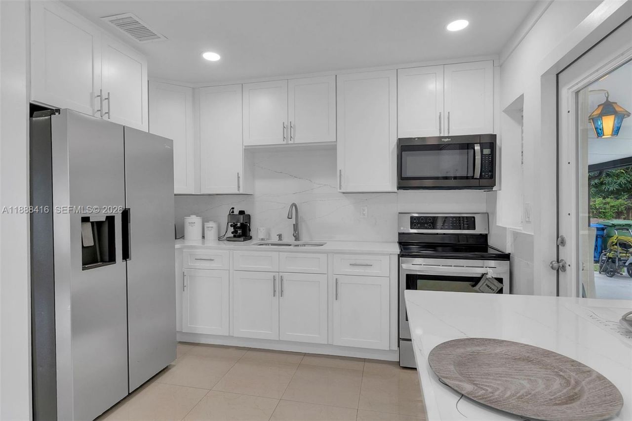 139 SW 21st Way, Fort Lauderdale, FL 33312 Photo